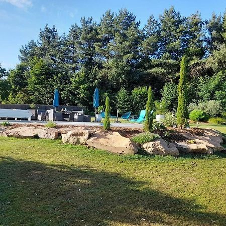 Chambre Dans Un Ecrin De Verdure Angrie Εξωτερικό φωτογραφία
