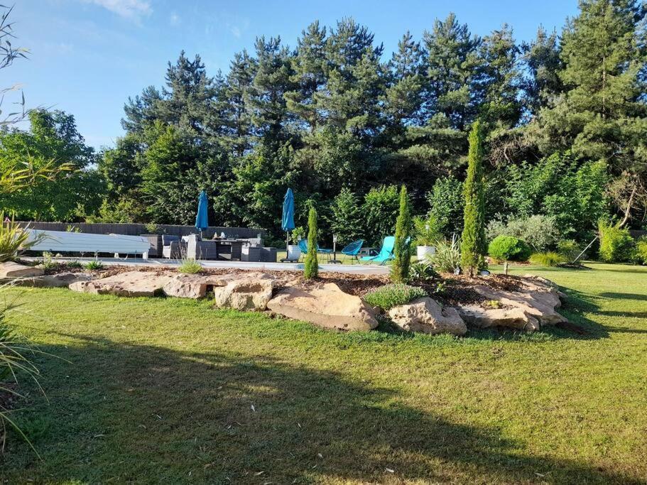 Chambre Dans Un Ecrin De Verdure Angrie Εξωτερικό φωτογραφία